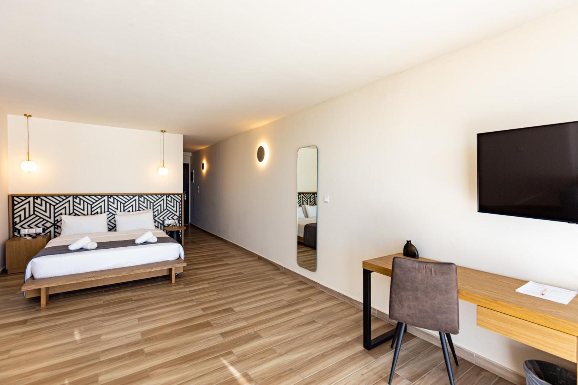 Casa Bloo Adults Only Hotel Елия Екстериор снимка